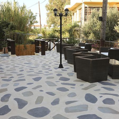 Coral Hotel Plomari Extérieur photo